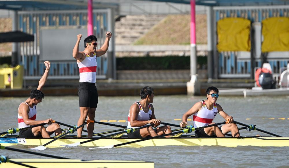 十五运会开幕式后首金出炉