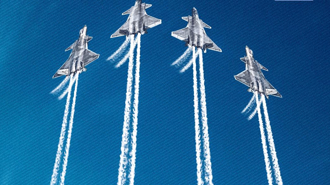 今天，祝人民空军生日快乐！