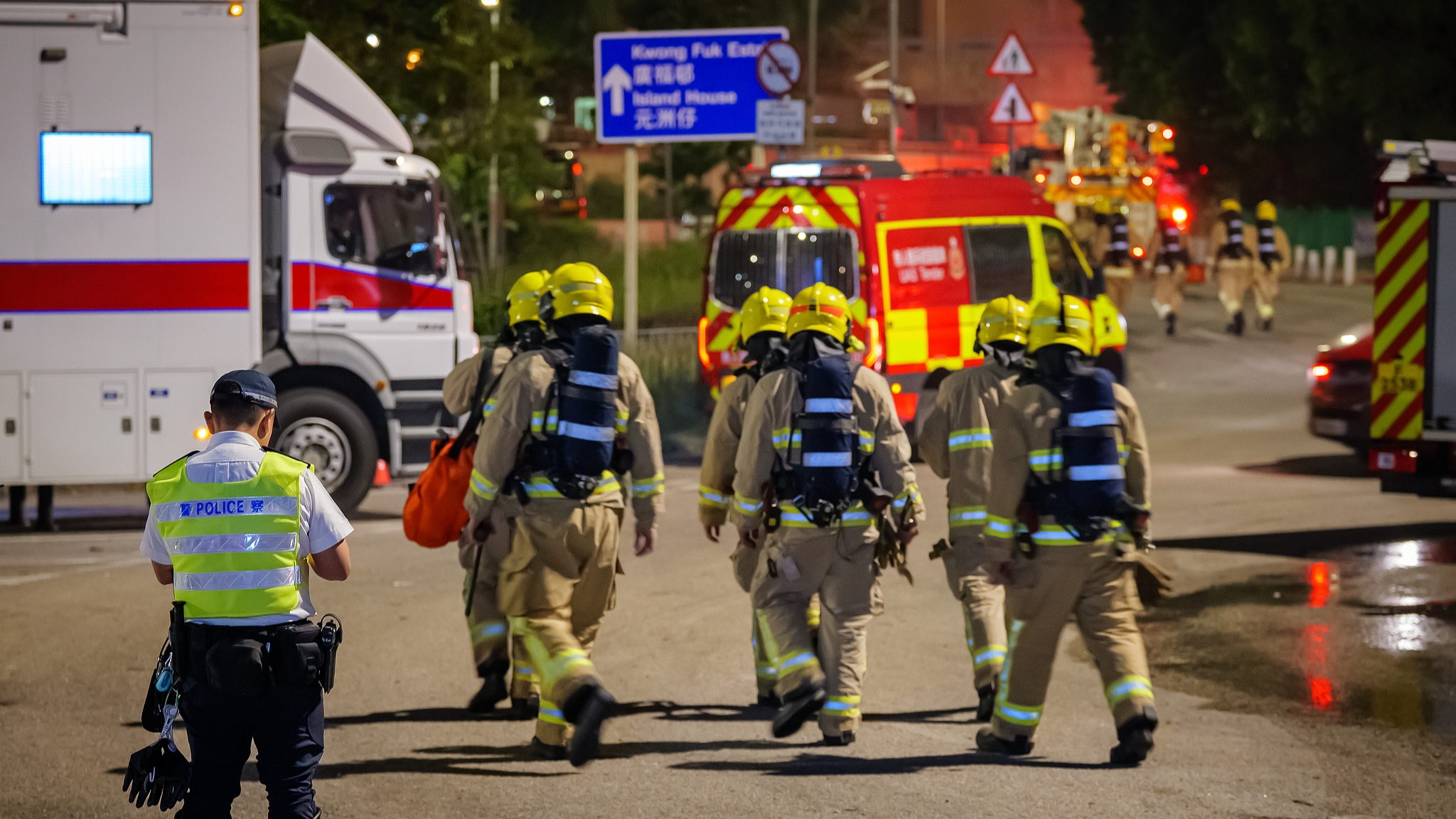 香港消防处：已完成灭火程序 后续将全力救援