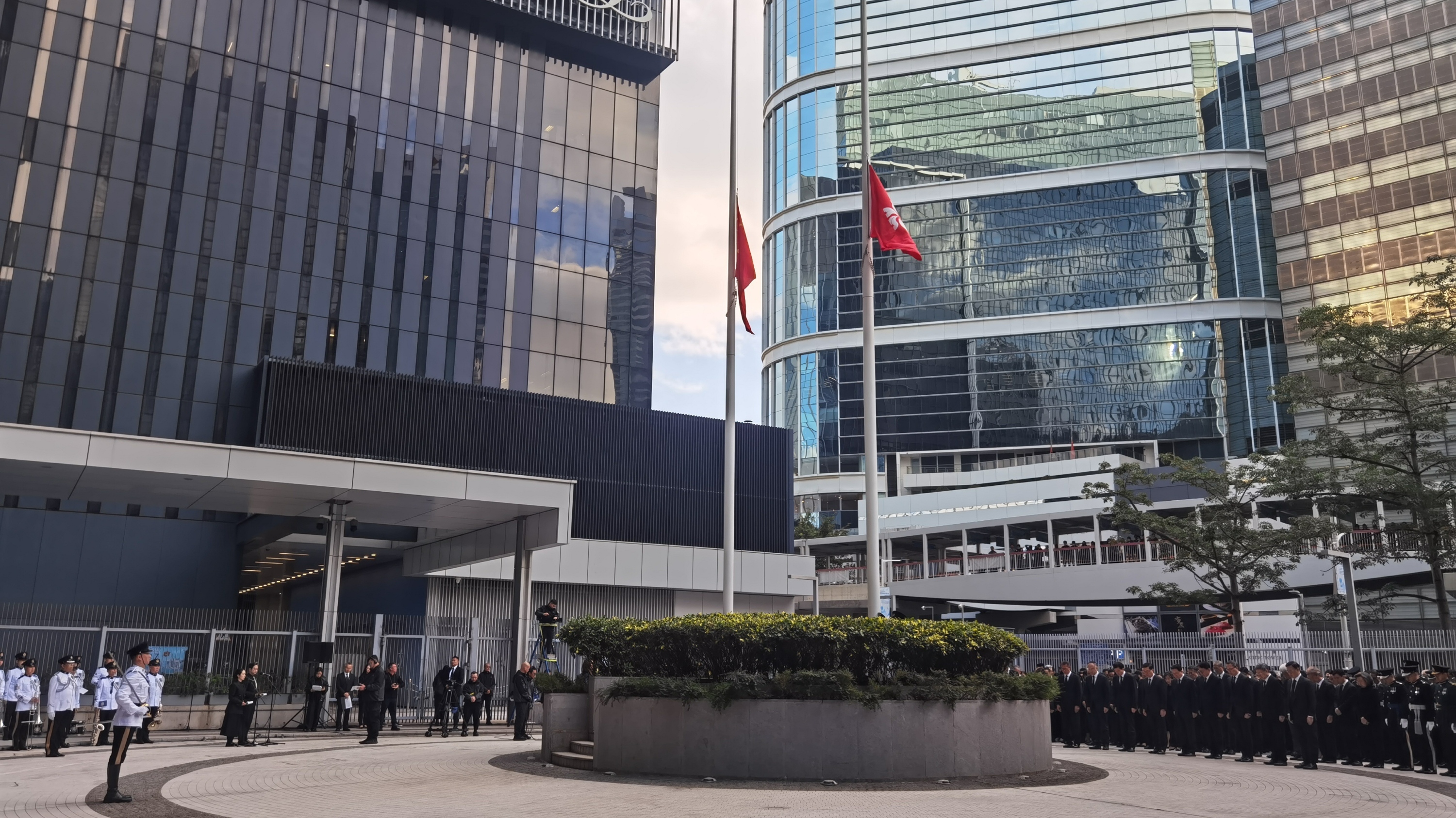 香港特区政府为大埔火灾遇难者举行悼念活动