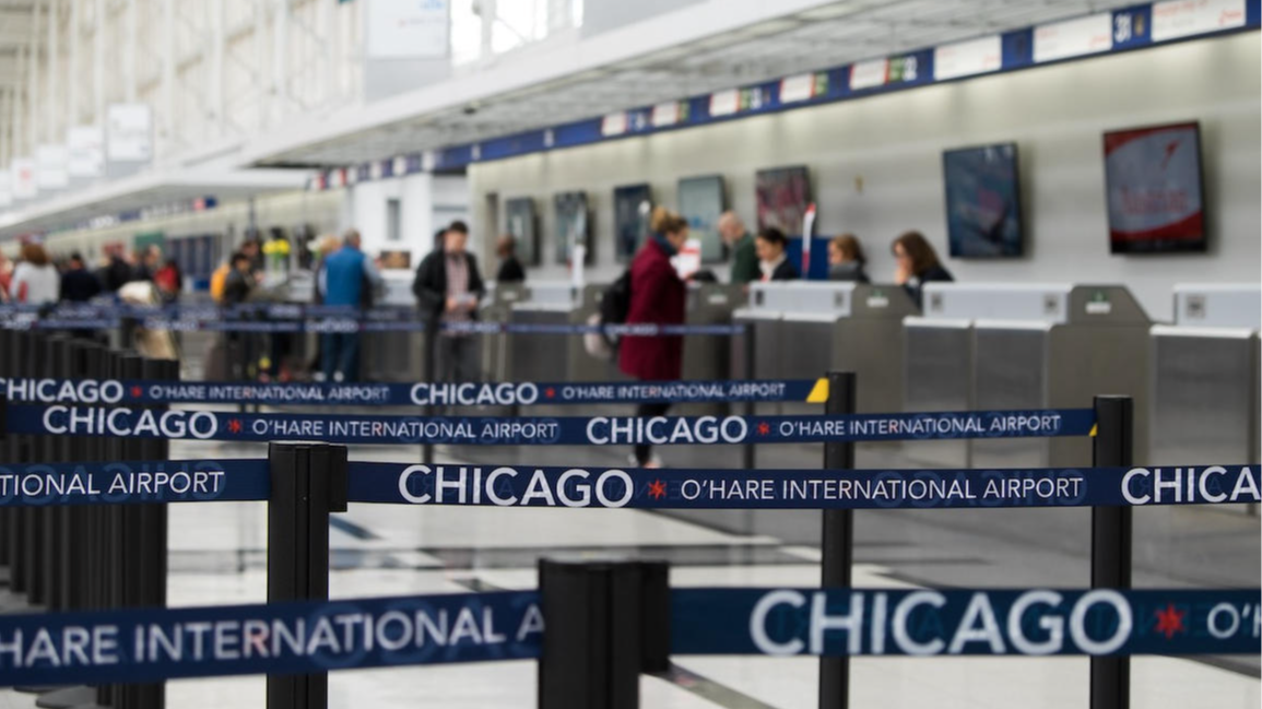 受恶劣天气影响 全美千余架次航班被取消