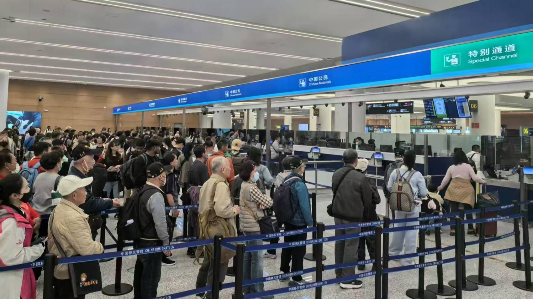 超去年总量！今年590万余人次从成都航空口岸出入境