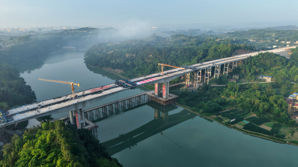 四川今年将新建成高速公路900公里，通车总里程突破1.1万公里