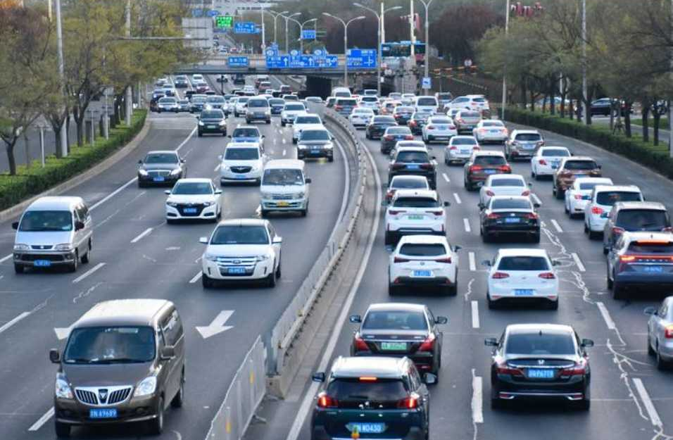 移动源已成大气污染排放的重要来源