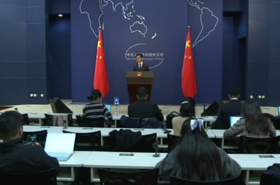 美称将允许英伟达向中国出售H200人工智能芯片 外交部回应