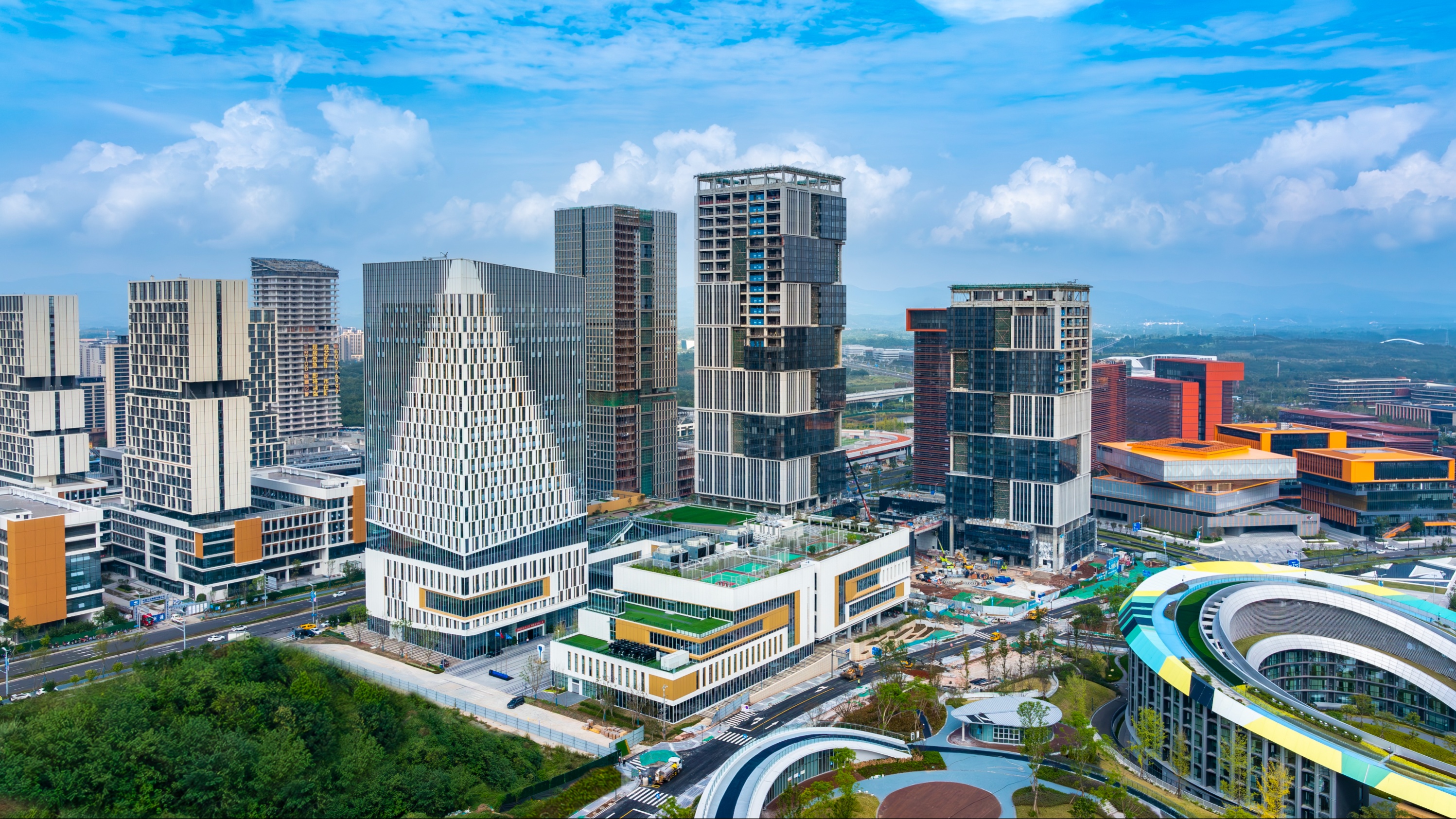 首发经济、“AI+”赋能、数字文创…近期各大央媒频频关注成都