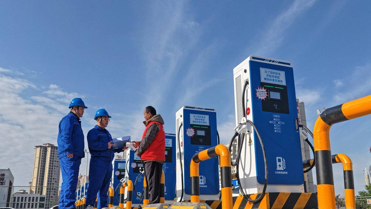 成都电网2025年度售电量突破1000亿千瓦时