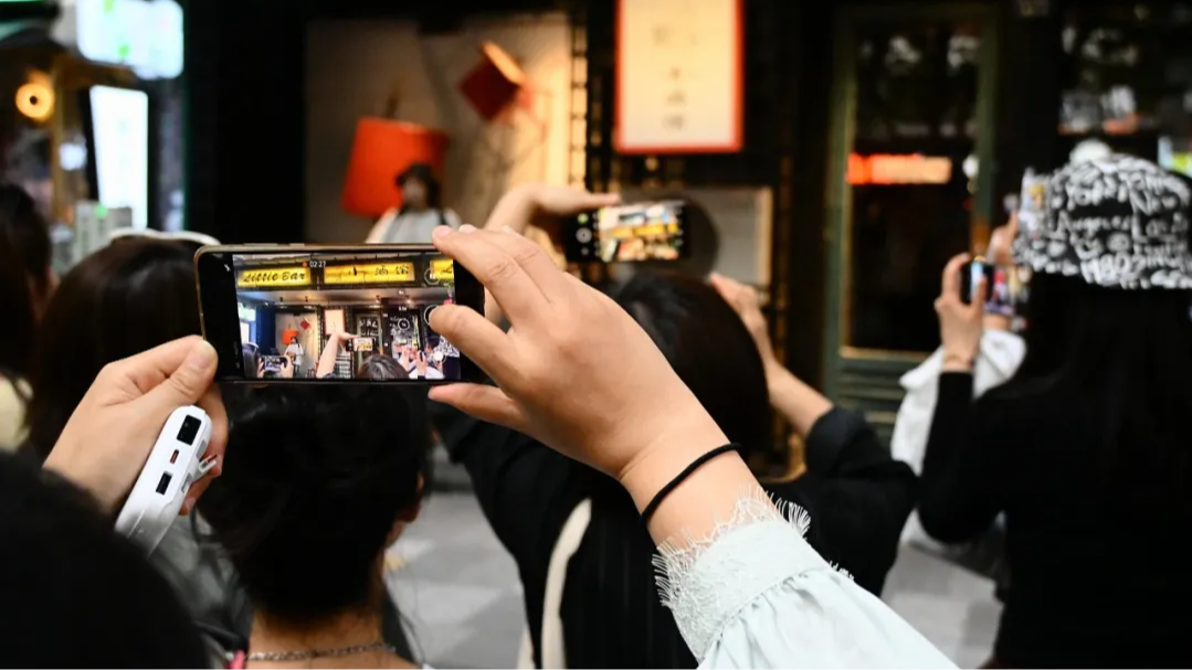 成都，不只有《成都》