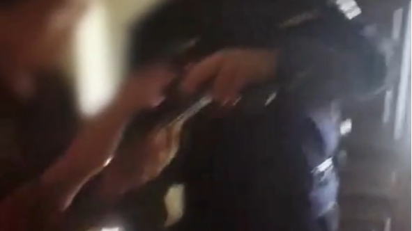 视频 | 女子险被骗20万，民警及时赶到阻断诈骗操作