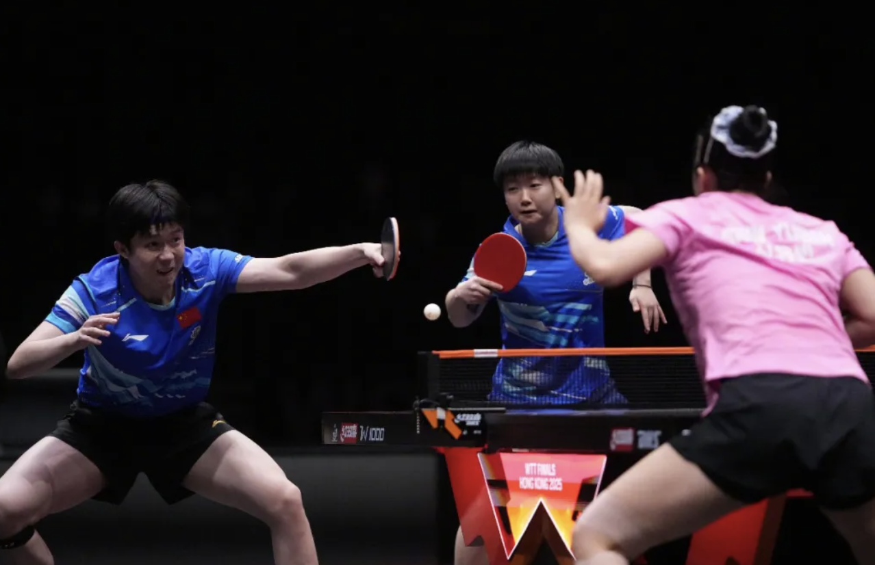 孙颖莎带伤上阵，与王楚钦搭档，获WTT香港总决赛混双亚军