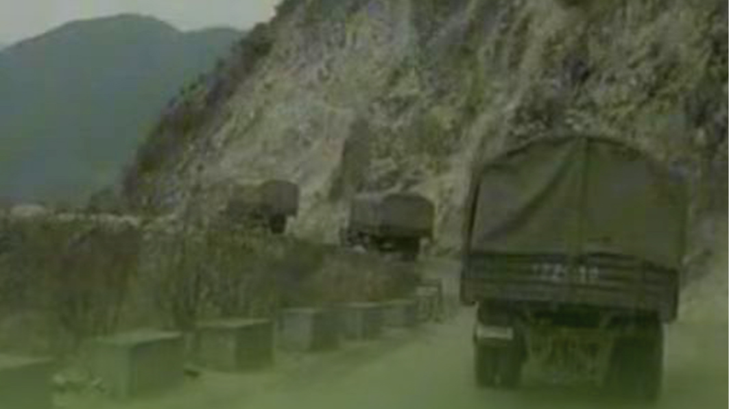 ​在三千里川藏线上④ | 历时10小时 翻越二郎山