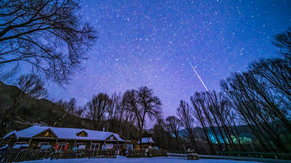 今晚，别错过2025最后一场流星雨！