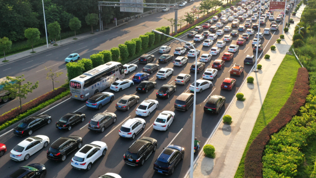高速不免费，元旦四川交通出行指南来了！这些路段易受冰雪影响→
