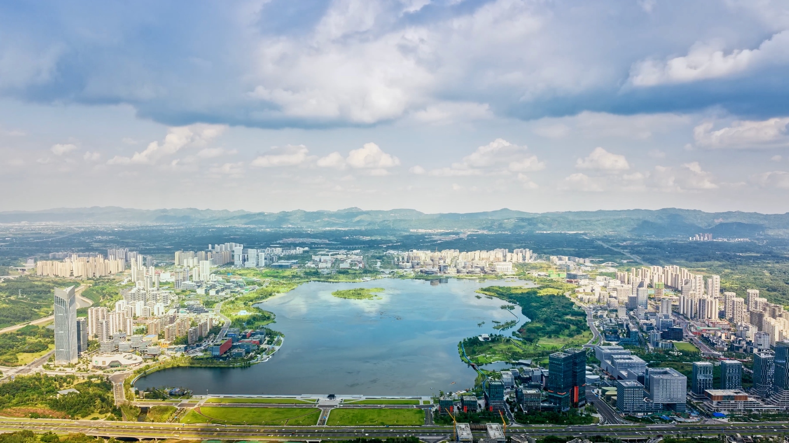 四川天府新区低空经济产业生态加速成势