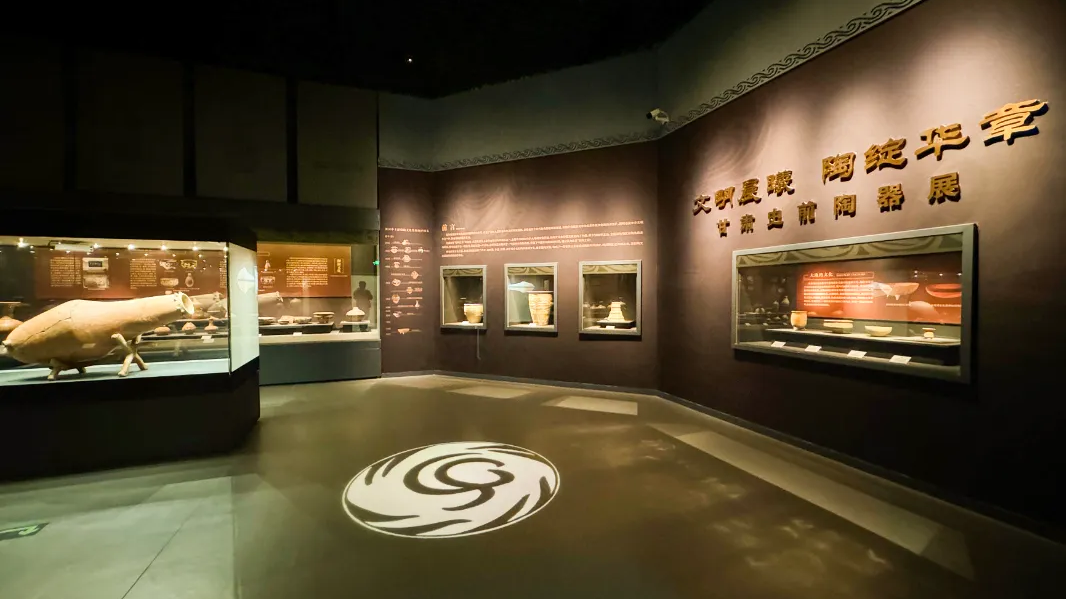 跨越千年的史前文明盛宴 马家窑文化彩陶特展在蓉开展