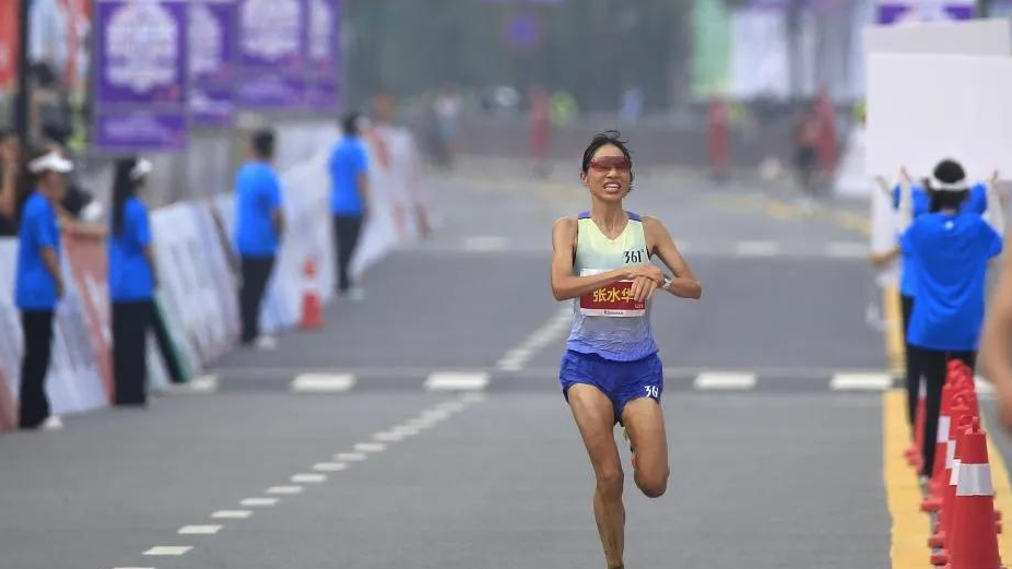 “最快女护士”张水华宣布辞职