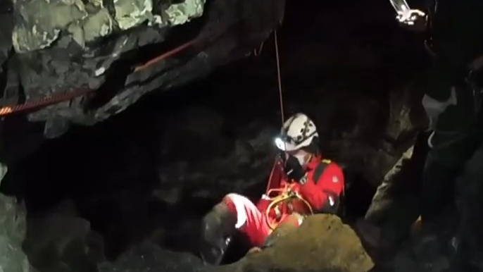 揭秘中国首次航天员洞穴训练 他们在暗黑洞穴经历了什么？