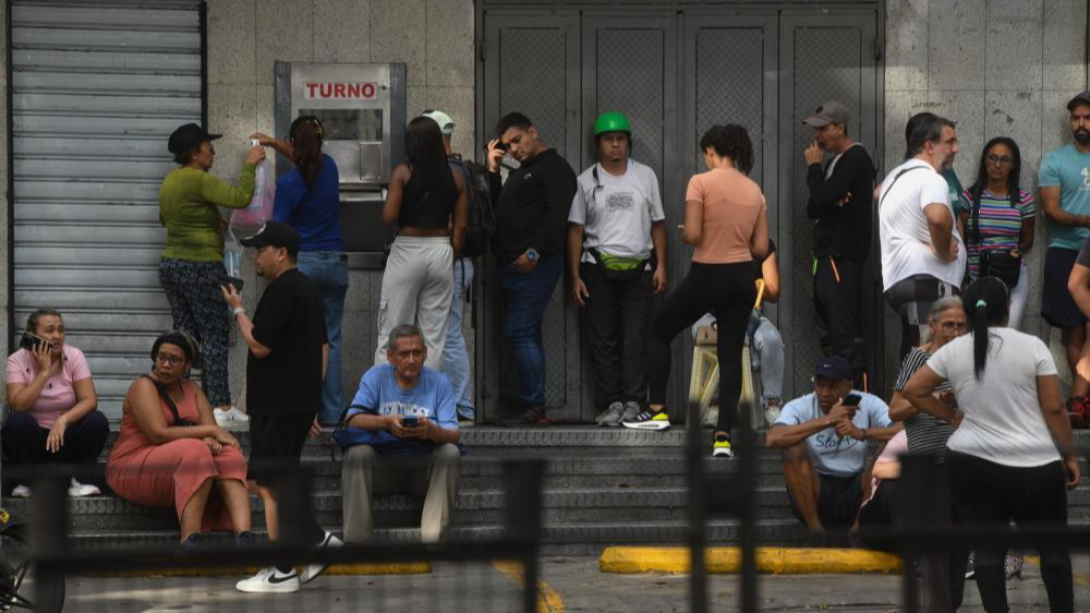 马杜罗之子号召支持者上街抗议美国入侵行径