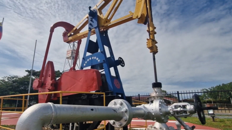 国际油价上涨超1% 委内瑞拉局势扰动市场