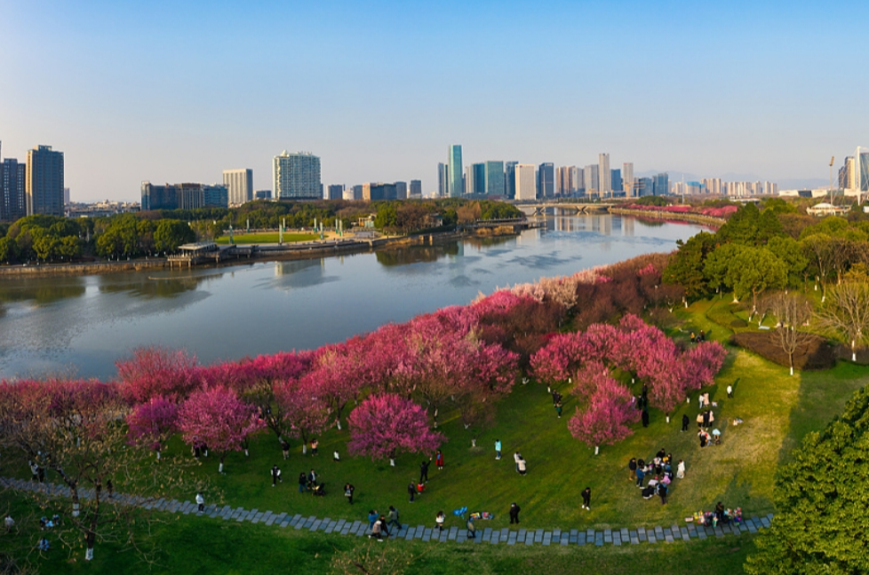 四部门发文！职工每年最多四次春秋游