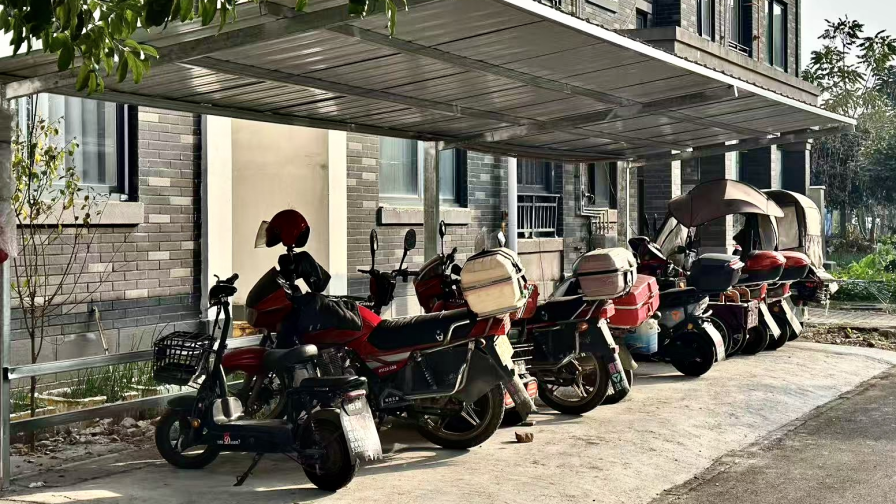 “烦心事”变“暖心事”，成都这个小区巧解电动车充电难题