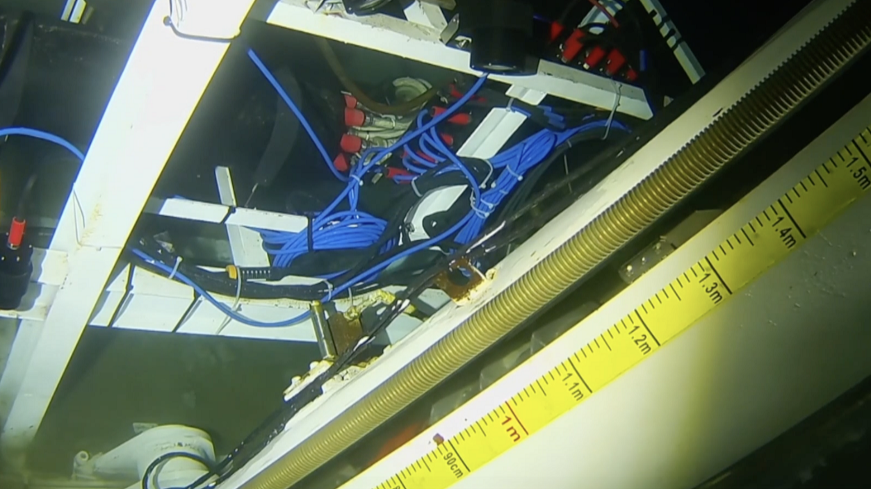 重要突破！我国首台海底地层空间钻探与监测机器人研发成功