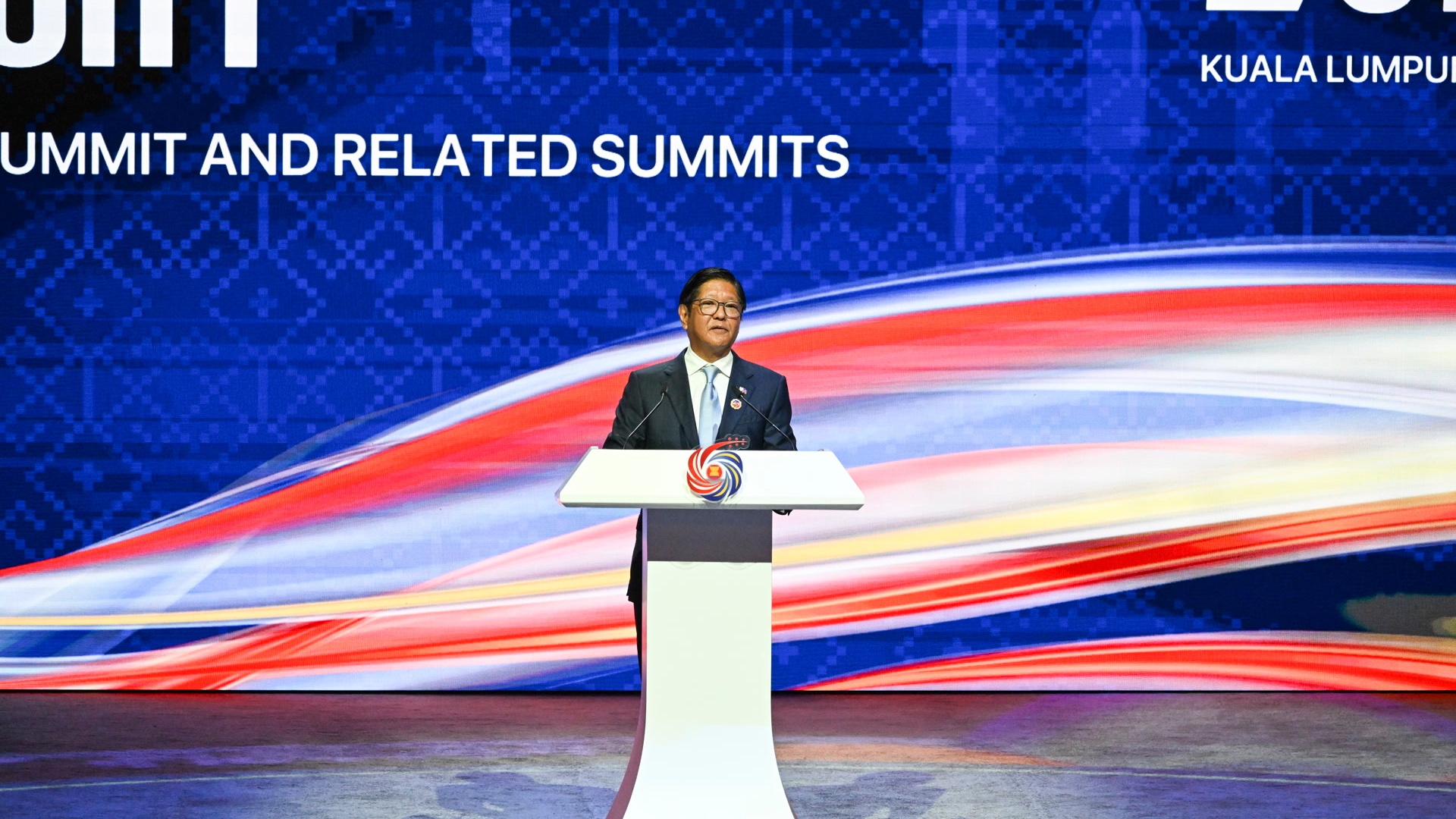 菲律宾突然宣布对中国免签