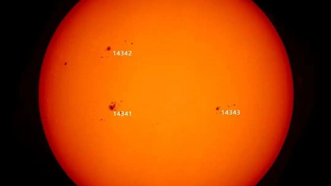 太阳X级耀斑爆发或在今明两天 到底有何影响