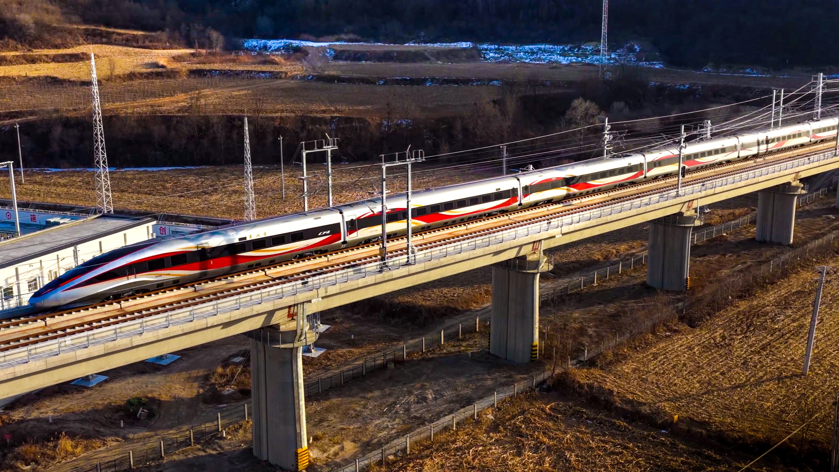 客货列车双增  今起全国铁路实行新的列车运行图