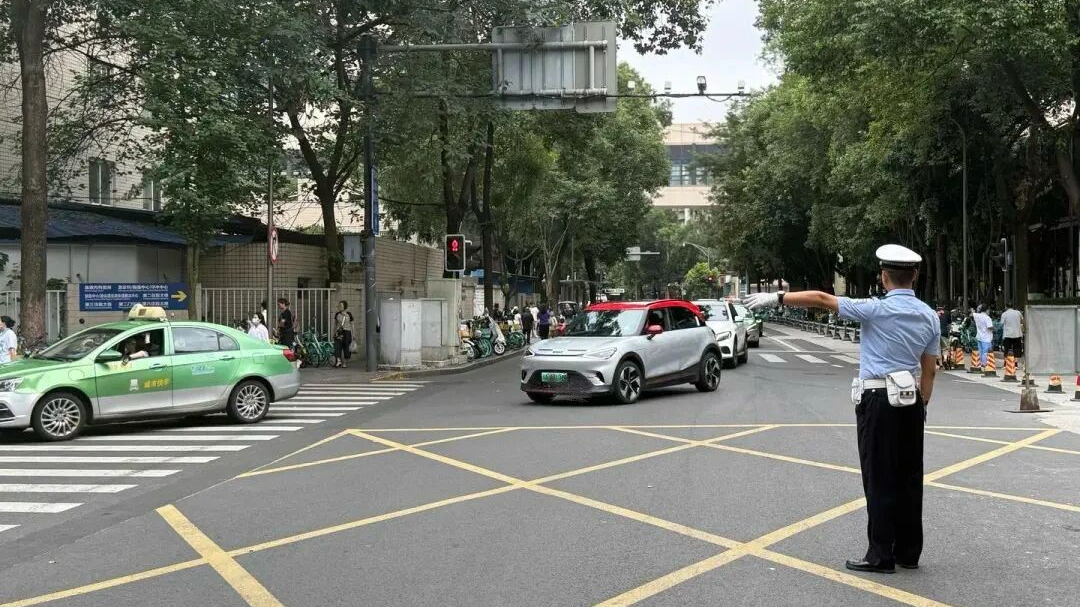 获联合国人居署认可！华西医院周边治堵方案，入选优秀城市案例