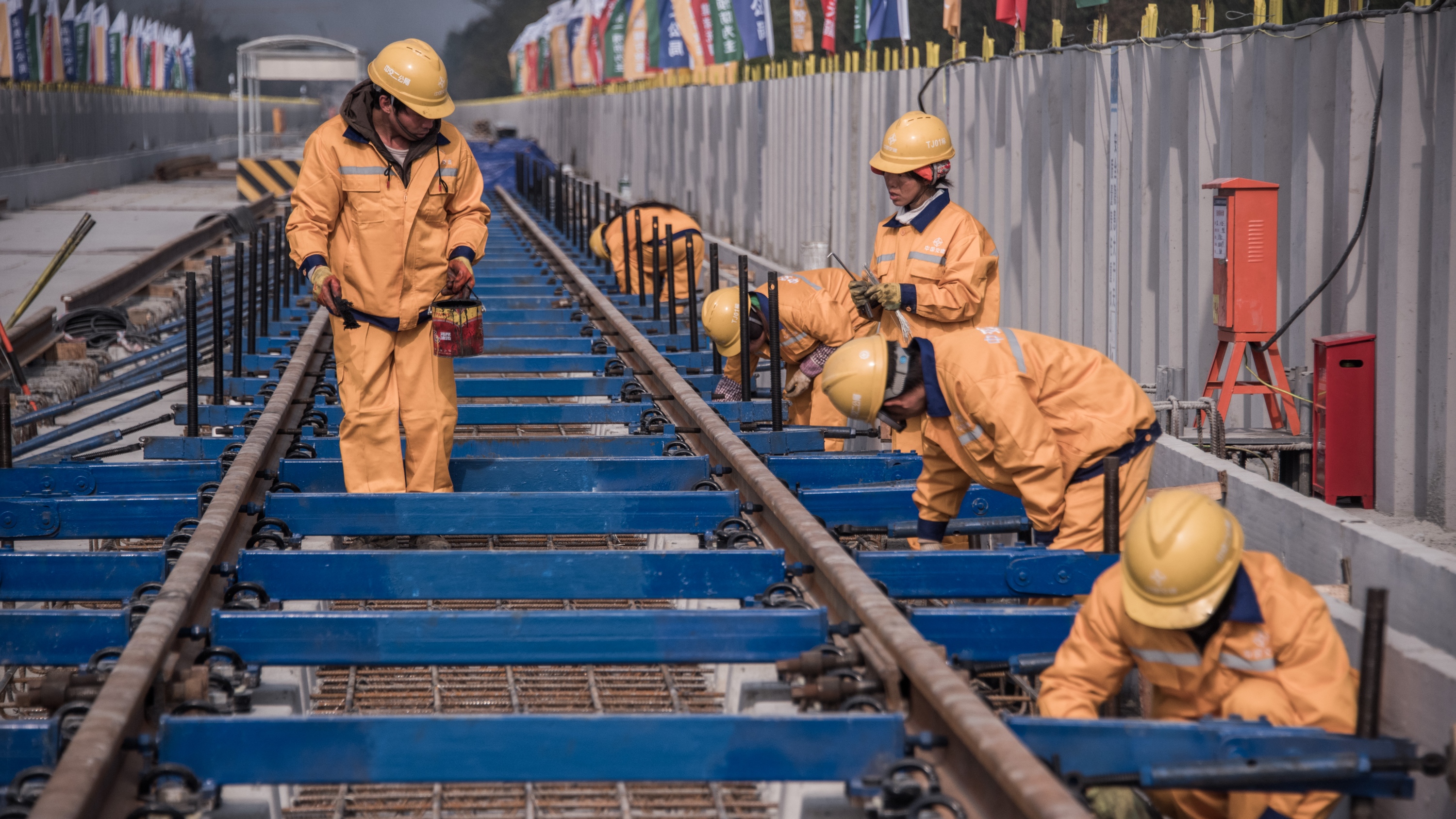 事关新就业形态劳动者、超龄劳动者、带薪年休假，人力资源社会保障部将有新政策