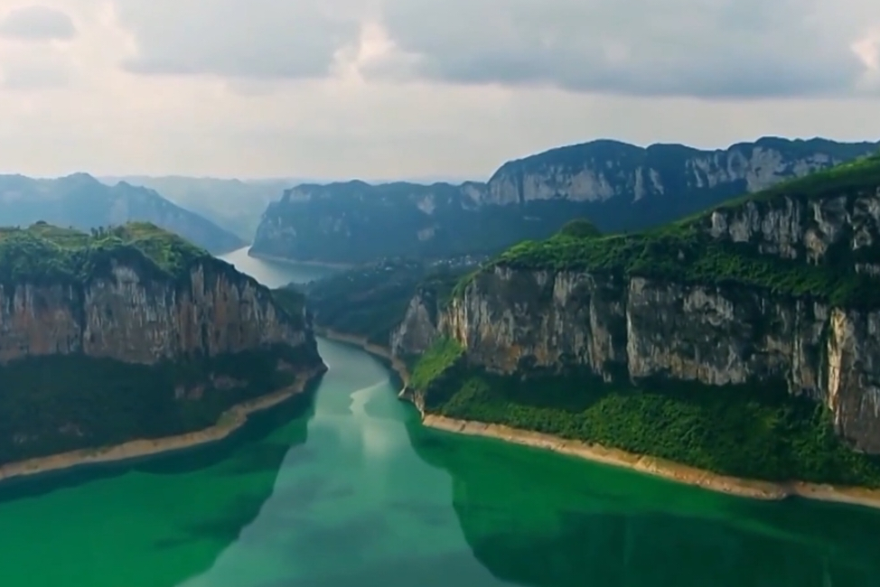 生态环境部：长江经济带生态环境保护发生转折性变化