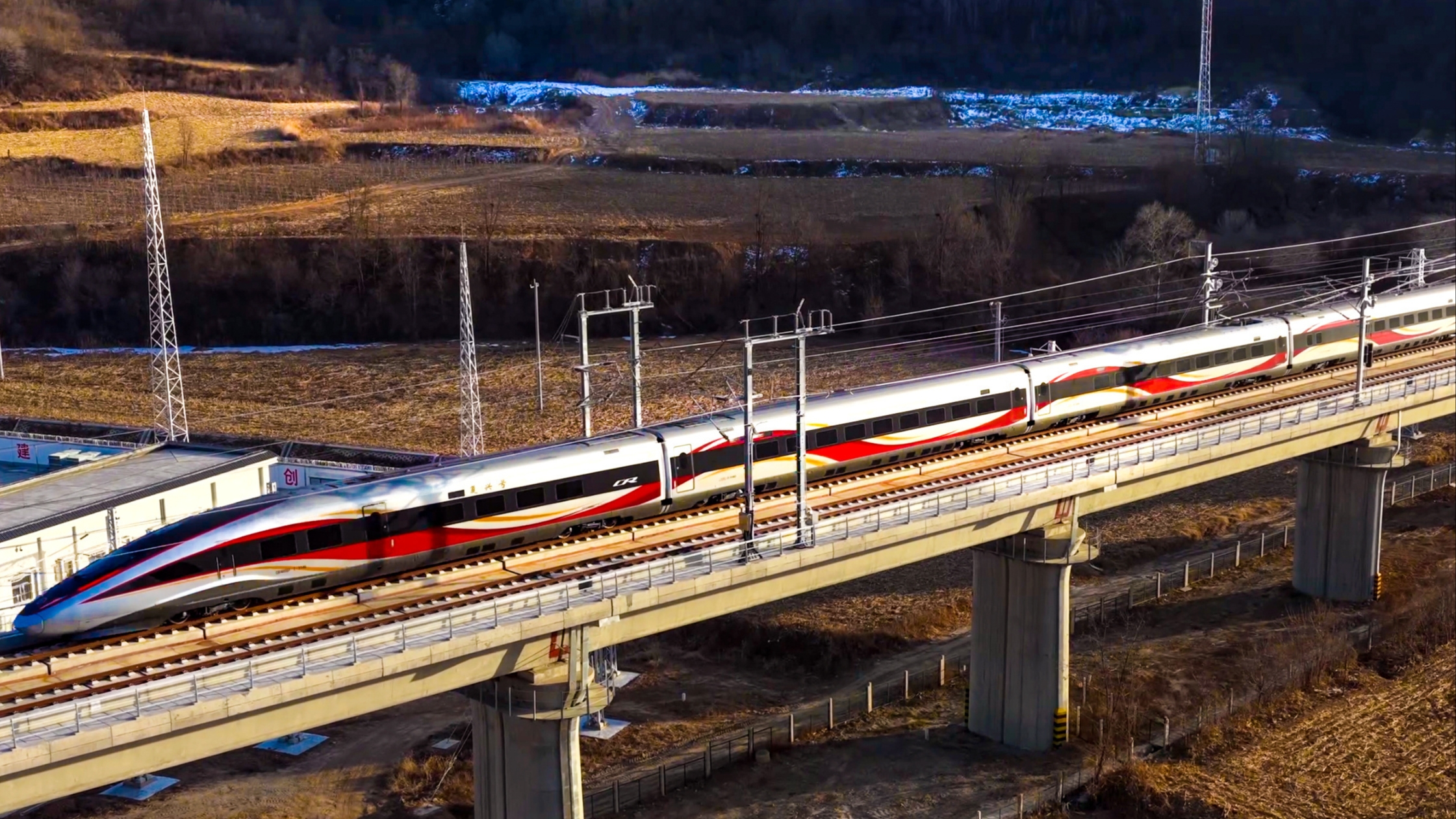 2026年春运今日开启 这些实用信息出行必看