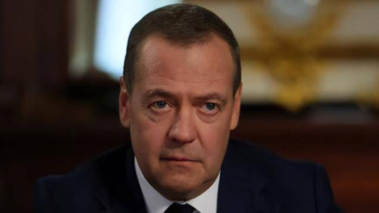 梅德韦杰夫：俄美正在进行秘密磋商