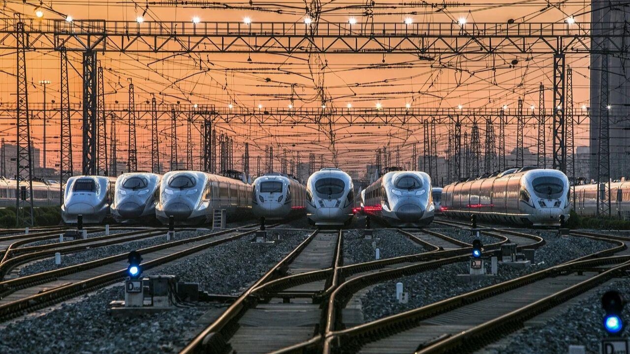 2月2日春运首日全国铁路发送旅客1223.5万人次