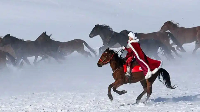 贺娇龙，拟记大功奖励