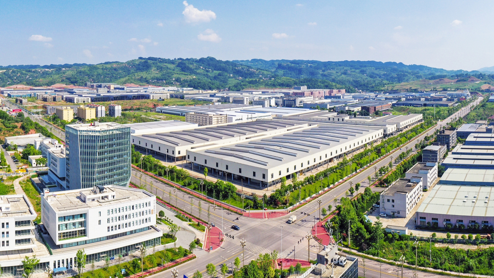 晋位全国第五 四川是如何“逆天改命”的？