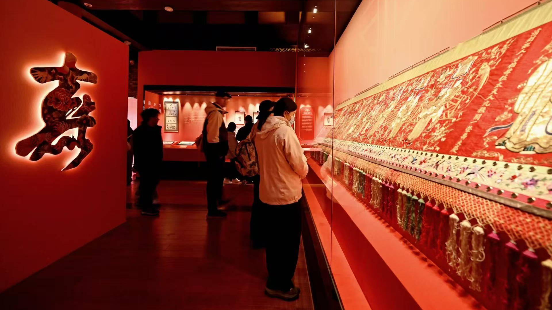 逛庙会看新展！百余件吉祥主题文物齐聚武侯祠，解锁别样年味​