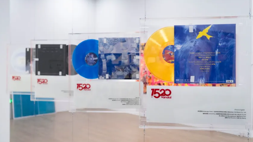 成都双年展倒计时2天 叶锦添、王以太、五条人带来跨界惊喜 