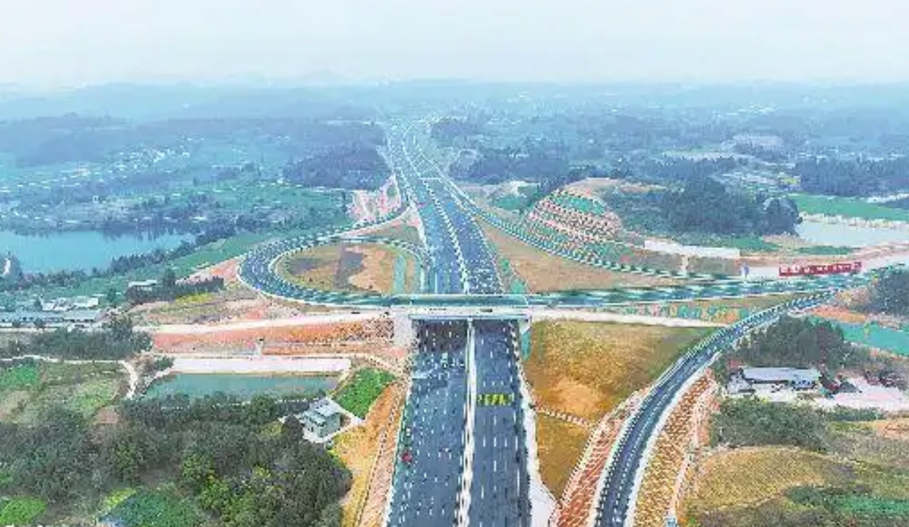 成都出发注意！成绵高速新规16日实施 小型车可限时借应急车道