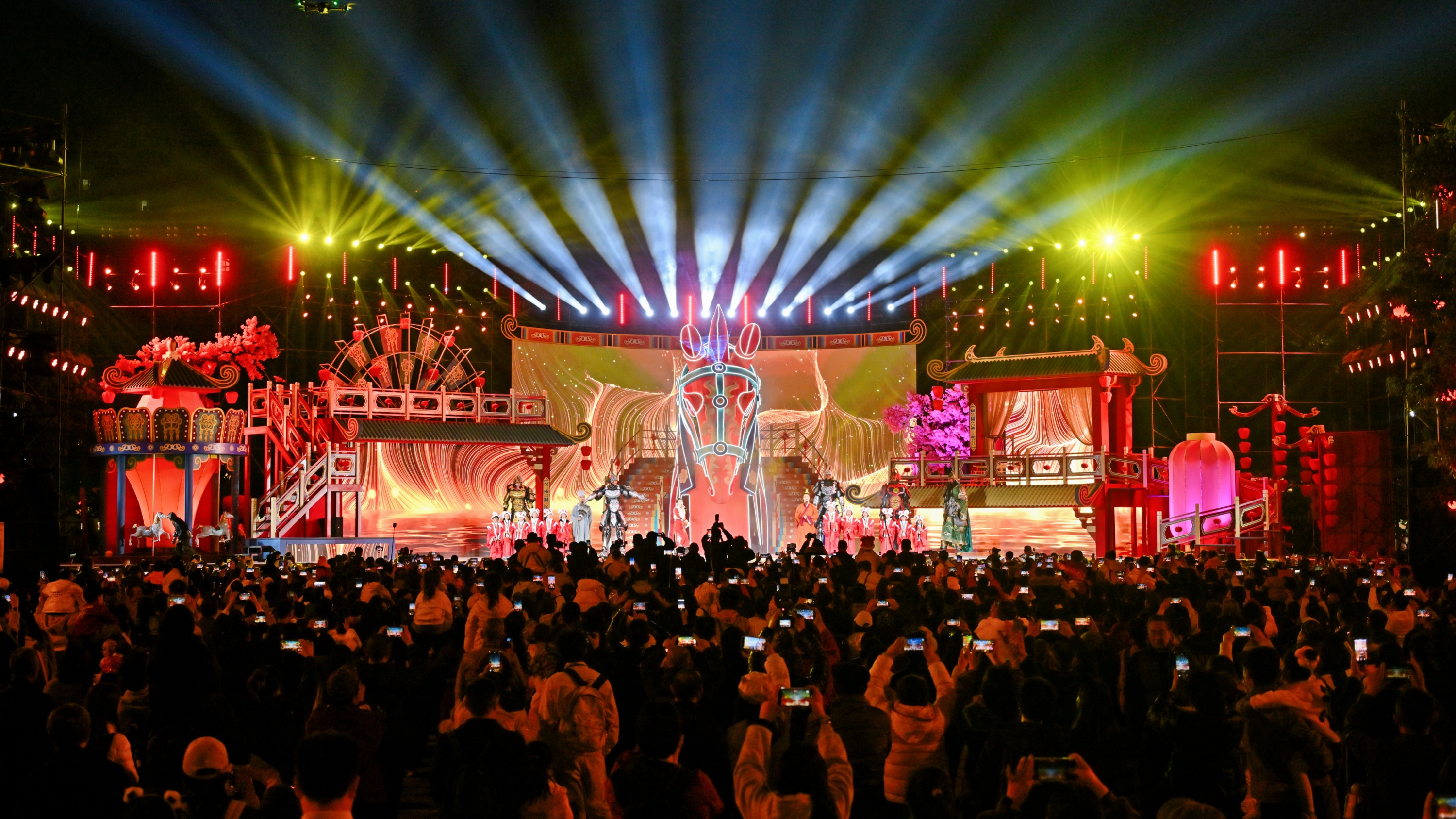 视频｜灯组规模创历届之最 2026武侯祠成都大庙会盛大开庙