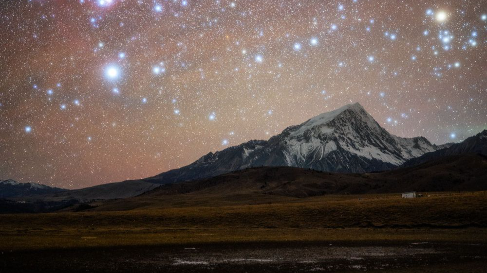 除夕夜抬头看！参宿三星贺新年