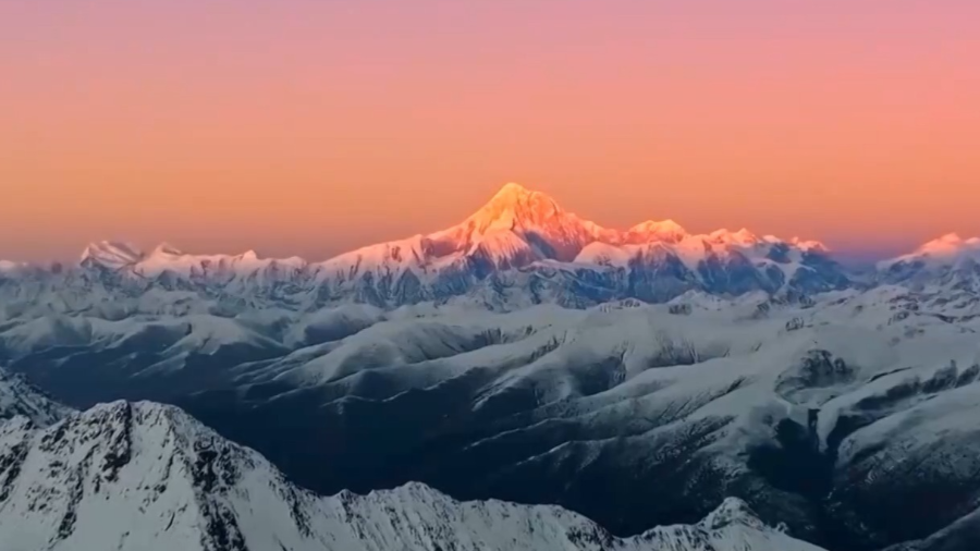 打卡电影取景地 多重福利解锁文化年味