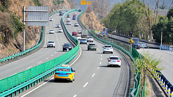 规模创历史新高！今年春节假期超28亿人次跨区域出行