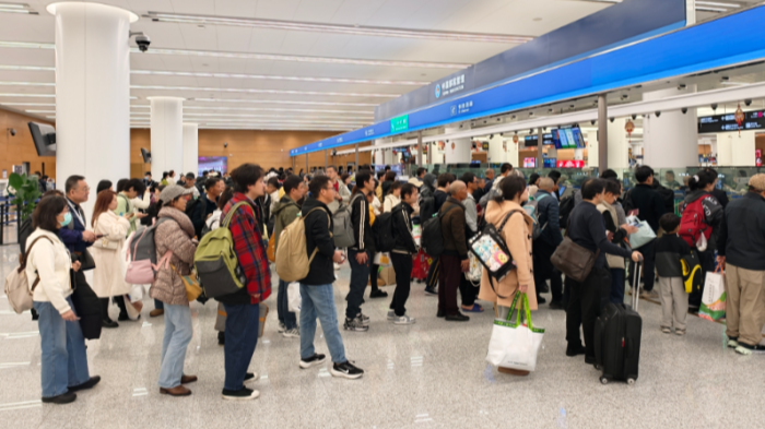 春节假期 成都航空口岸21万余人次出入境 同比增长19.8%