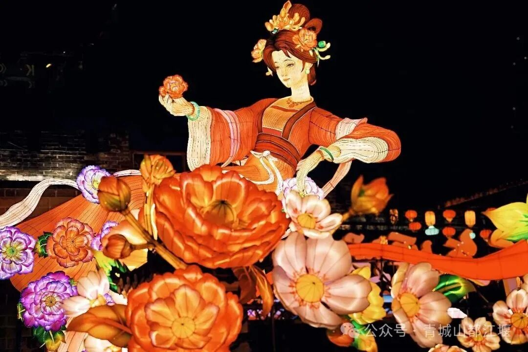 继续热闹继续欢，成都这里的年味不打烊！