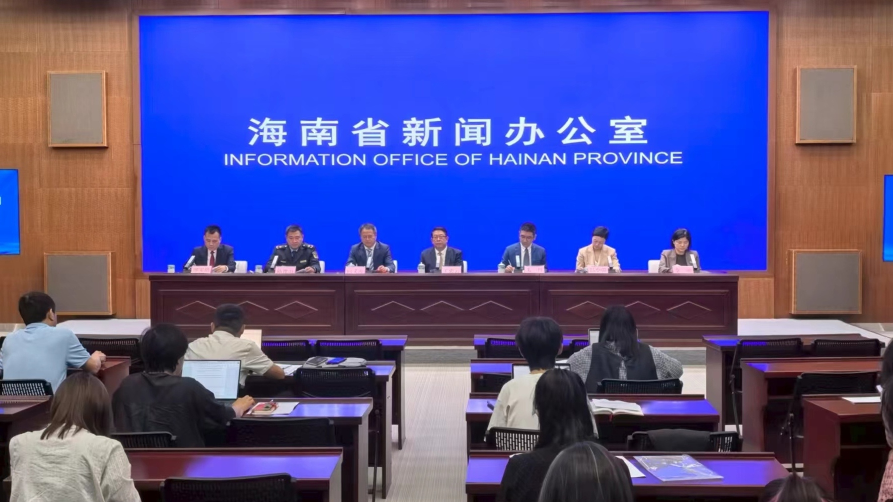 “预订三亚民宿8499元被毁约”后续：拟罚款35万 吊销营业执照