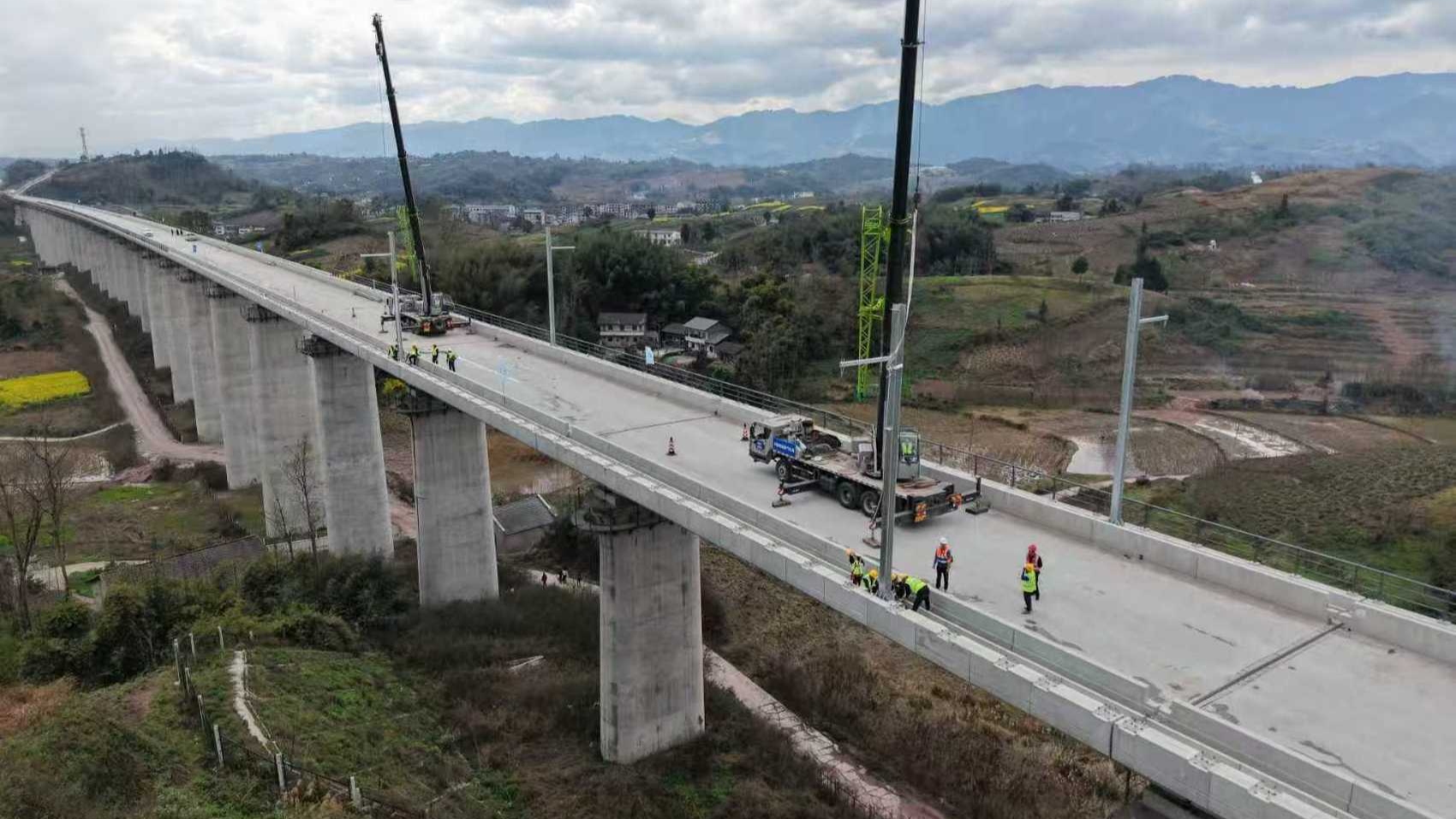 西渝高铁康渝段“四电”工程全面启动，未来从西安至重庆仅需2.5小时