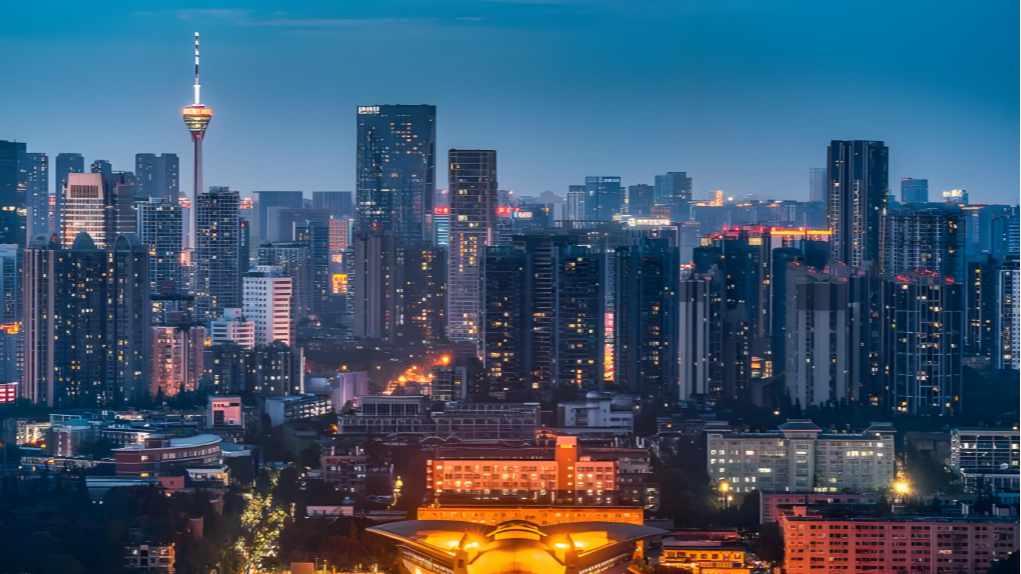 95后和00后女性最爱去的国内城市，成都Top1！