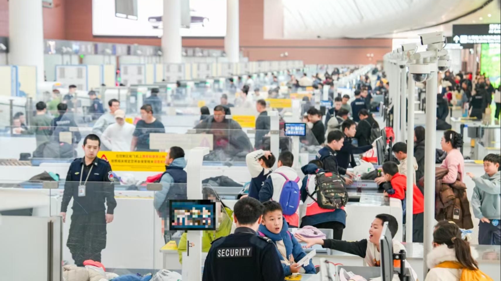 1115.9万人次！成都国际航空枢纽2026春运多项指标破纪录